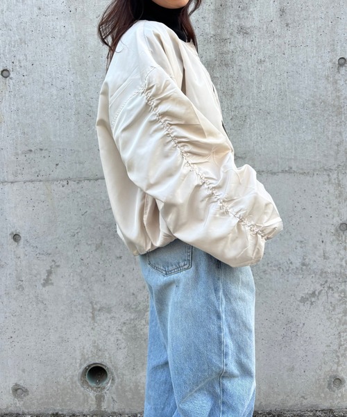 merrylatte（メリーラテ）の「ボリューム ギャザー スリーブ ブルゾン【Muller Rossi】（ブルゾン・レディース・アイボリー・FREE）」の7枚目の写真