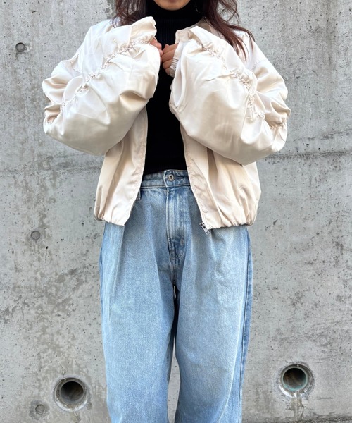 merrylatte（メリーラテ）の「ボリューム ギャザー スリーブ ブルゾン【Muller Rossi】（ブルゾン・レディース・アイボリー・FREE）」の9枚目の写真