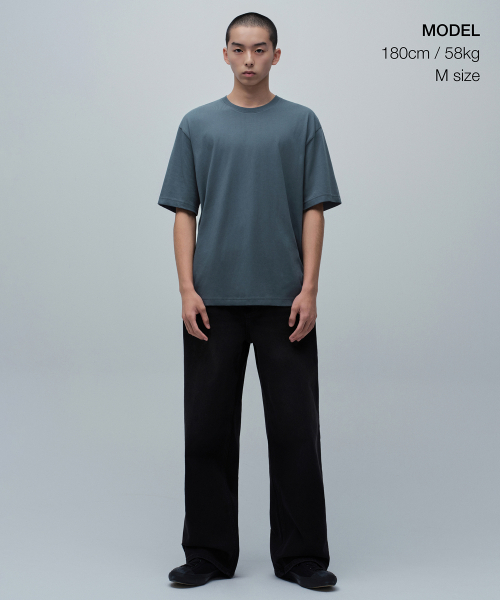 MUSINSA STANDARD（ムシンサスタンダード）の「[クールタンダード] リラックスフィットクルーネックTシャツ [ピーコックブルー]（Tシャツ/カットソー・メンズ・その他・SMALL/MEDIUM/LARGE/X-LARGE/XX-LARGE/XXX-LARGE）」の2枚目の写真
