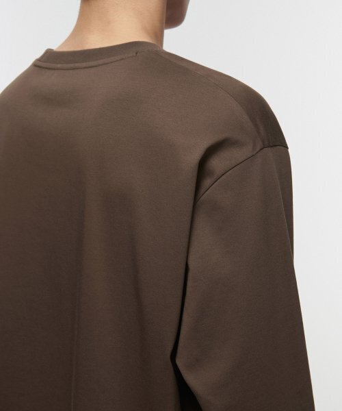 MUSINSA STANDARD（ムシンサスタンダード）の「シルケットリラックスクルーネック長袖Tシャツ[ブラウン]（Tシャツ/カットソー・メンズ・その他・SMALL/MEDIUM/LARGE/X-LARGE/XX-LARGE/XXX-LARGE）」の5枚目の写真