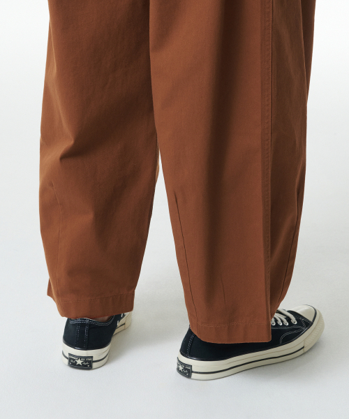 MUSINSA STANDARD（ムシンサスタンダード）の「コットンワイドバルーンパンツ [ブリックオレンジ]（その他パンツ・メンズ・その他・26/27/28/29/30/31/32/33/34/36/38）」の8枚目の写真