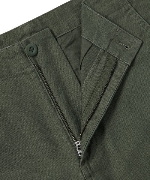 MUSINSA STANDARD（ムシンサスタンダード）の「ホワイトサテンワイドオフィサーパンツ[カーキ]（その他パンツ・メンズ・その他・26/27/28/29/30/31/32/33/34/36/38/40）」の12枚目の写真