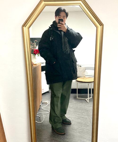 MUSINSA STANDARD（ムシンサスタンダード）の「ホワイトサテンワイドオフィサーパンツ[カーキ]（その他パンツ・メンズ・その他・26/27/28/29/30/31/32/33/34/36/38/40）」の2枚目の写真
