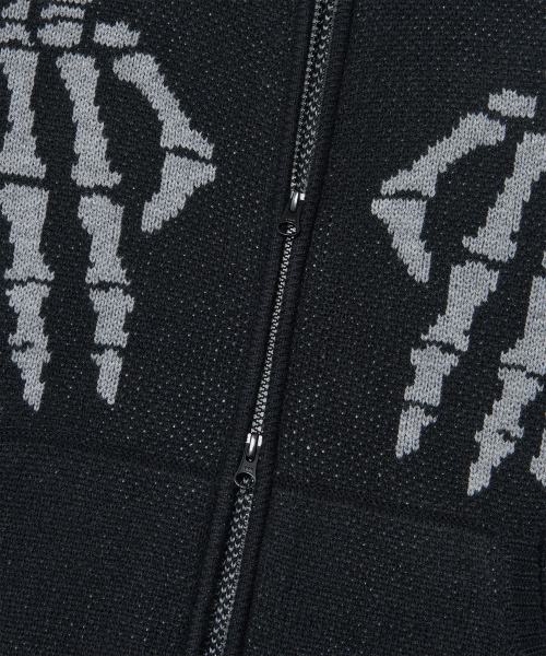 NOMANUAL（NOMANUAL）の「NM SKULL HAND COWICHAN HOODED ZIP-UP - BLACK（カーディガン/ボレロ・レディース・その他・LARGE/X-LARGE/MEDIUM）」の5枚目の写真