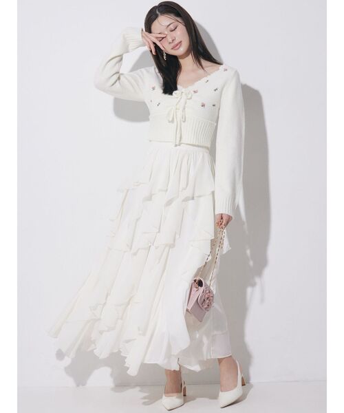 【新品】マイスト♡フラワーエンブロイダリーニット(ホワイト) フラワーエンブロイダリーニットトップス（ニット/セーター）｜RESEXXY