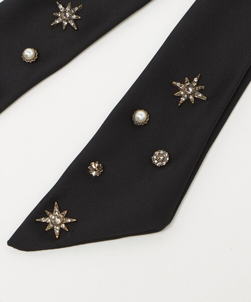 UNITED ARROWS（ユナイテッドアローズ）の「ビジュー×サテン ナローリボン バレッタ（バレッタ/ヘアクリップ・レディース・ブラック・FREE）」の5枚目の写真