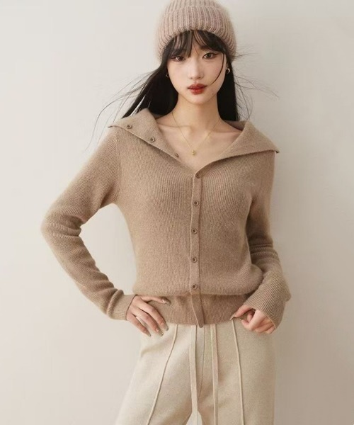 Ritzy(リッツィー)の「多ボタンデザインソフトニットトップス(ニット/セーター・レディース・ホワイト/レッド/ブラック/ベージュ・FREE)」の3枚目の写真