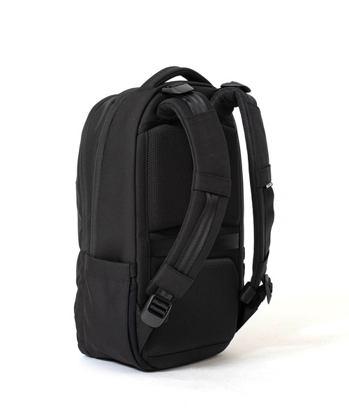 incase（インケース）の「Incase Tracks Backpack 18L-Black（バックパック/リュック・メンズ・ブラック・ONE SIZE）」の5枚目の写真