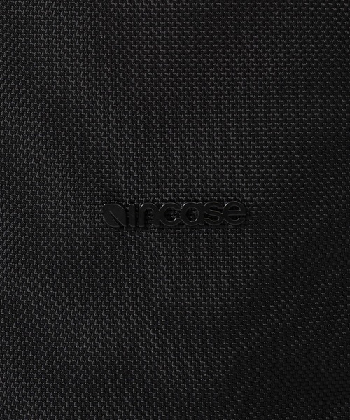 incase（インケース）の「Incase Tracks Backpack 18L-Black（バックパック/リュック・メンズ・ブラック・ONE SIZE）」の9枚目の写真