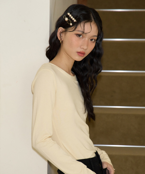 SALON DE YOHN(サロンドヨーン)の「Back Point Sleeve T_ Ivory(Tシャツ/カットソー・レディース・その他・SMALL/MEDIUM)」の3枚目の写真