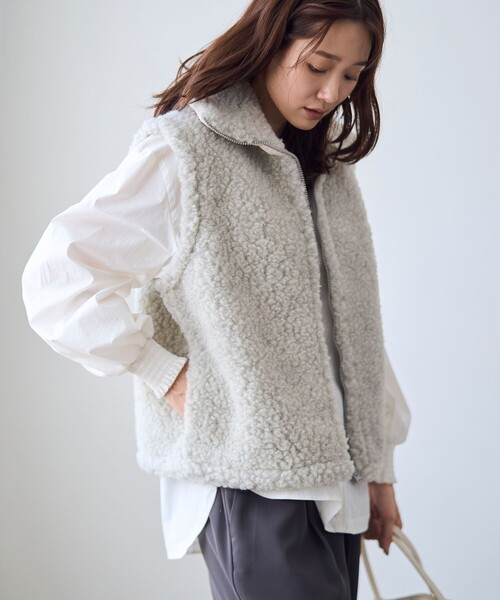 RONEL(ロネル)の「Mouflon Mouflon(ムフロン・ムフロン)ジップボアベスト(その他アウター・レディース・ライトグレー/ダークグレー・M)」の8枚目の写真