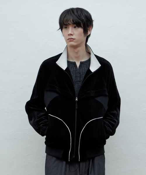 LEARVE(ルアブ)の「イクリプス ベルベットレースライニングトラックジャケット(ナイロンジャケット・メンズ・その他・MEDIUM/LARGE/X-SMALL)」の1枚目の写真