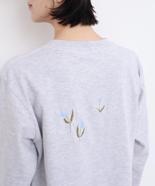 l'atelier du savon(アトリエドサボン)の「植物おせわ係 アップリケ刺繍ロンT(Tシャツ/カットソー・レディース・ホワイト/グレー・FREE)」の11枚目の写真