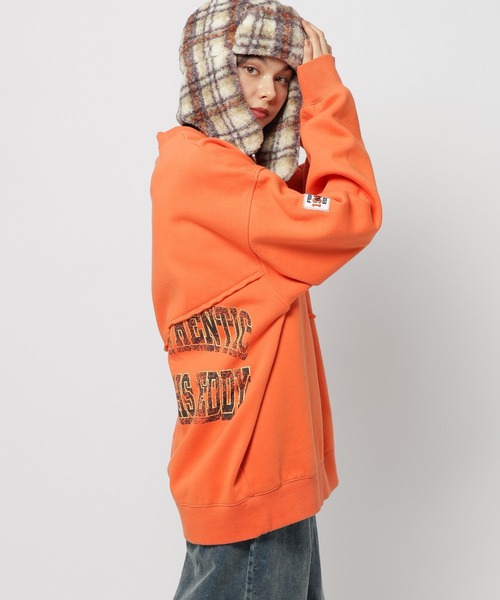 niko and...（ニコアンド）の「【FISHS EDDY(フィッシュエディ)】スウェットプルオーバー【UNISEX】（スウェット・メンズ・オレンジ/ネイビー/ライトグレー・MEDIUM/LARGE）」の19枚目の写真