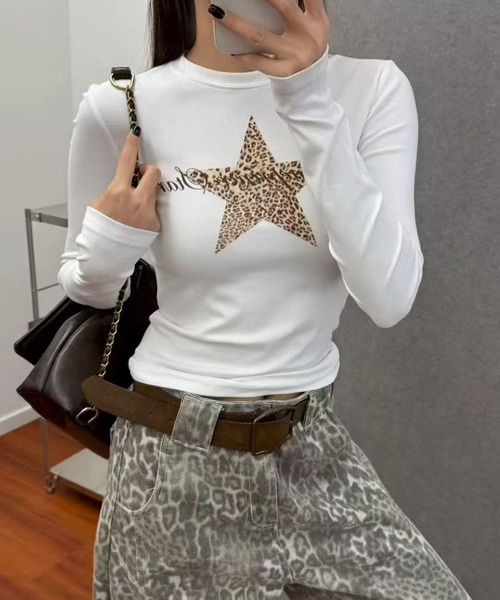 MEMECLE(メメクル)の「【MEMECLE/メメクル】スターレオパード Y2KロンT ピチT(Tシャツ/カットソー・レディース・ホワイト/ブラック/グレー・FREE)」の2枚目の写真