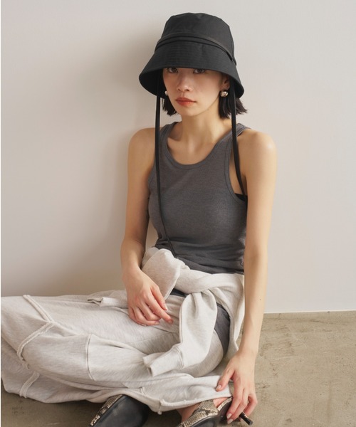 AIC.(エーアイシー)の「【UVカット】ロングストラップバケットハット/UPF50+/接触冷感/サイズ調節可能/紐取り外し可能(ハット・レディース・ブラック/アイボリー・FREE)」の18枚目の写真