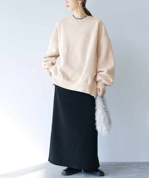 reca（レカ）の「裏ボアオーバーサイズプルオーバー（スウェット・レディース・ライトベージュ/ブラック/オートミール・FREE）」の9枚目の写真
