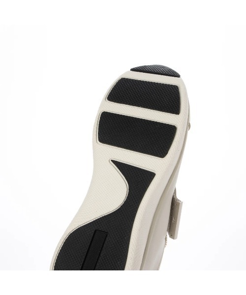 Mode et Jacomo（モードエジャコモ）の「きれいめ厚底ベルクロスニーカー（スニーカー・レディース・ブラック/アイボリー/ライトピンク・22.5cm/23cm/23.5cm/24cm/24.5cm）」の7枚目の写真