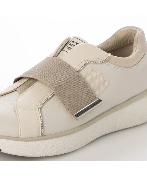 Mode et Jacomo（モードエジャコモ）の「きれいめ厚底ベルクロスニーカー（スニーカー・レディース・ブラック/アイボリー/ライトピンク・22.5cm/23cm/23.5cm/24cm/24.5cm）」の8枚目の写真