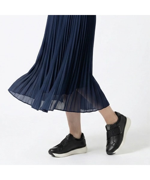 Mode et Jacomo（モードエジャコモ）の「きれいめ厚底ベルクロスニーカー（スニーカー・レディース・ブラック/アイボリー/ライトピンク・22.5cm/23cm/23.5cm/24cm/24.5cm）」の15枚目の写真