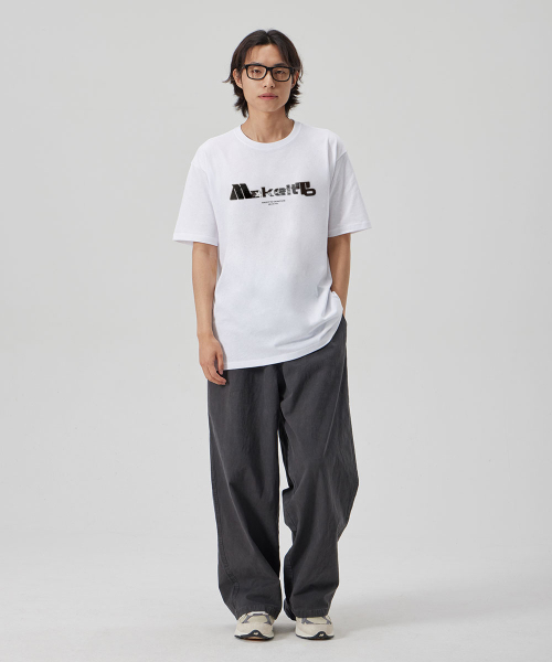 MAKEITTO（メイキット）の「[BOLD LETTERING] CREW NECK TEE_WHITE（Tシャツ/カットソー・メンズ・その他・M/L/XL/XXL）」の2枚目の写真