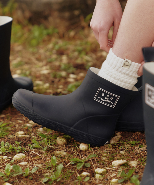 BENSIMON(ベンシモン)の「BSM RAIN BOOTS LOW - MIDNIGHT NAVY(レインシューズ・レディース・ダークネイビー・38/37/40)」の2枚目の写真