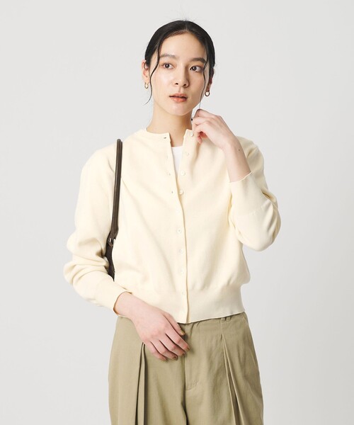 BEAUTY&YOUTH UNITED ARROWS(ビューティーアンドユースユナイテッドアローズ)の「コットンブレンド コンパクトクルーネック カーディガン ウォッシャブル(カーディガン/ボレロ・レディース・ピンク/ダークグレー/オフホワイト・FREE)」の2枚目の写真