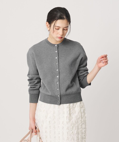 BEAUTY&YOUTH UNITED ARROWS(ビューティーアンドユースユナイテッドアローズ)の「コットンブレンド コンパクトクルーネック カーディガン ウォッシャブル(カーディガン/ボレロ・レディース・ピンク/ダークグレー/オフホワイト・FREE)」の3枚目の写真