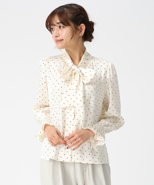 MISCH MASCH(ミッシュマッシュ)の「2026春夏新作 ボウタイシャーリングブラウス(シャツ/ブラウス・レディース・ブルー/ホワイト/ホワイト×ブラック/イエロー・フリ-)」の13枚目の写真