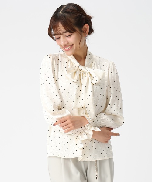 MISCH MASCH(ミッシュマッシュ)の「2026春夏新作 ボウタイシャーリングブラウス(シャツ/ブラウス・レディース・ブルー/ホワイト/ホワイト×ブラック/イエロー・フリ-)」の14枚目の写真