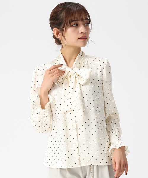 MISCH MASCH(ミッシュマッシュ)の「2026春夏新作 ボウタイシャーリングブラウス(シャツ/ブラウス・レディース・ブルー/ホワイト/ホワイト×ブラック/イエロー・フリ-)」の15枚目の写真