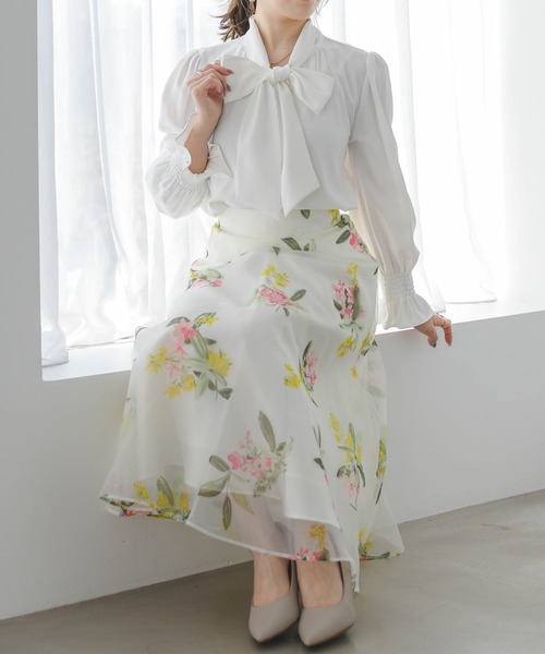 MISCH MASCH(ミッシュマッシュ)の「2026春夏新作 ボウタイシャーリングブラウス(シャツ/ブラウス・レディース・ブルー/ホワイト/ホワイト×ブラック/イエロー・フリ-)」の18枚目の写真