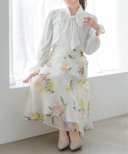 MISCH MASCH(ミッシュマッシュ)の「2026春夏新作 ボウタイシャーリングブラウス(シャツ/ブラウス・レディース・ブルー/ホワイト/ホワイト×ブラック/イエロー・フリ-)」の19枚目の写真