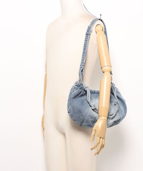 Desigual（デシグアル）の「デニム楕円形ショルダーバッグ 90年代ストリート 【2026年春夏 新作】（ショルダーバッグ・レディース・ブルー・FREE）」の10枚目の写真