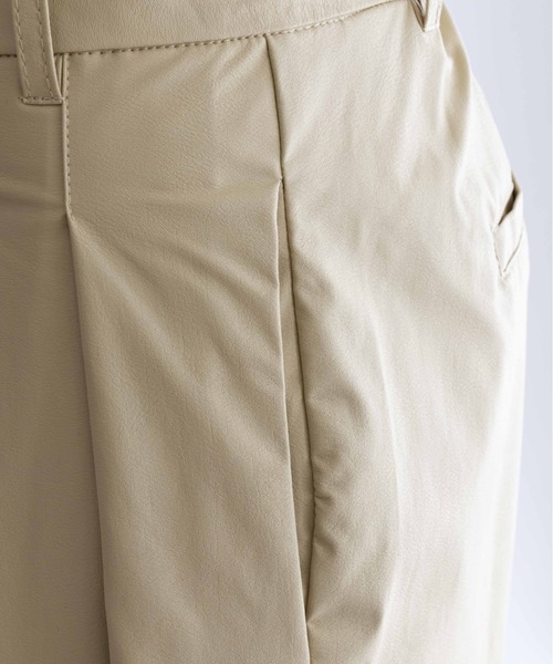 EN NEUME(エンノイム)の「Washable Faux Leather Tuck Wide Pants(その他パンツ・レディース・ブルー/イエロー・FREE)」の19枚目の写真