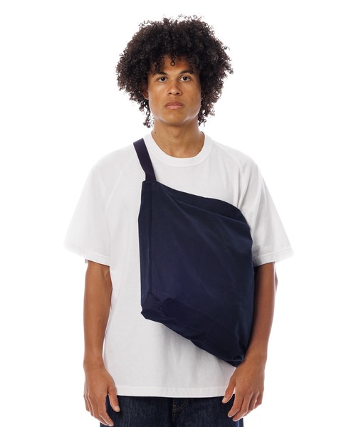 DAILY STANDARD by SANDINISTA(デイリースタンダードバイサンディニスタ)の「Chino Student Shoulder Bag / チノショルダーバッグ(ショルダーバッグ・メンズ・チャコール/ネイビー/ベージュ系その他/ブラック・FREE)」の1枚目の写真