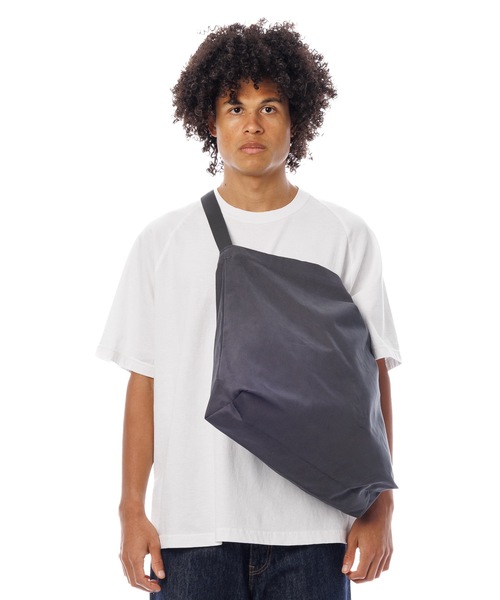 DAILY STANDARD by SANDINISTA(デイリースタンダードバイサンディニスタ)の「Chino Student Shoulder Bag / チノショルダーバッグ(ショルダーバッグ・メンズ・チャコール/ネイビー/ベージュ系その他/ブラック・FREE)」の3枚目の写真