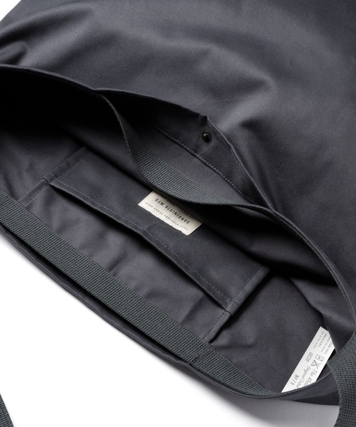 DAILY STANDARD by SANDINISTA(デイリースタンダードバイサンディニスタ)の「Chino Student Shoulder Bag / チノショルダーバッグ(ショルダーバッグ・メンズ・チャコール/ネイビー/ベージュ系その他/ブラック・FREE)」の5枚目の写真