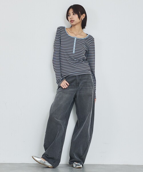 abahouse mavie（アバハウスマヴィ）の「ボーダーヘンリーネックプルオーバー（Tシャツ/カットソー・レディース・ブラック/グレー/オフホワイト・フリー）」の14枚目の写真