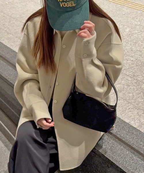 HEILIS(ヘイリス)の「【Chel Select】フェイクスエードコージーバッグ / 秋服 春服 冬服 スウェード スクエア ハンドバッグ ワンハンドル 韓国 ブラウン キャメル ブラック レッド 無地 シンプル カジュアル ファスナー ノームコア シティガール トレンド(ハンドバッグ・レディース・ブラック/キャメル・FREE)」の2枚目の写真