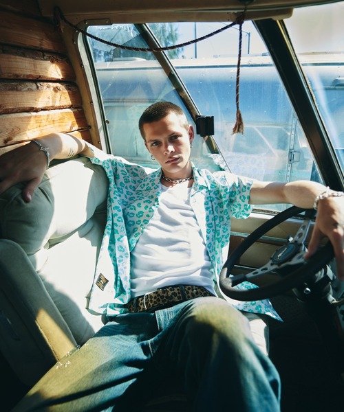 glamb(グラム)の「Leopard Open Collar Shirt / レオパードオープンカラーシャツ(シャツ/ブラウス・メンズ・ブラック/ホワイト/ブラウン・S/M/L)」の17枚目の写真