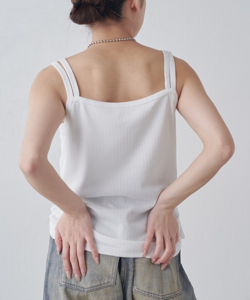 Lui's（ルイス）の「レイヤード風カップ付きタンクトップ（タンクトップ・レディース・ブラウン/アイボリー/ブラック・FREE）」の11枚目の写真
