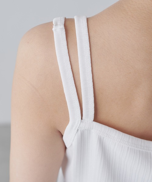 Lui's（ルイス）の「レイヤード風カップ付きタンクトップ（タンクトップ・レディース・ブラウン/アイボリー/ブラック・FREE）」の13枚目の写真