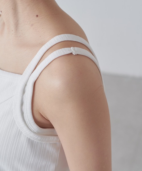 Lui's（ルイス）の「レイヤード風カップ付きタンクトップ（タンクトップ・レディース・ブラウン/アイボリー/ブラック・FREE）」の15枚目の写真