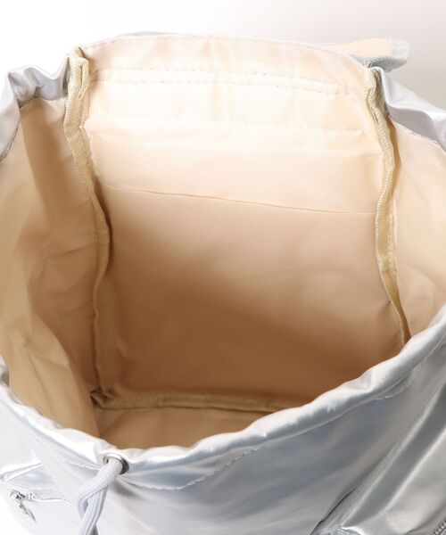 frunco（フランコ）の「【ZOZOTOWN限定】ドローストリングバッグパック/A4サイズ収納可能（バックパック/リュック・レディース・シルバー/ブラック・FREE）」の12枚目の写真