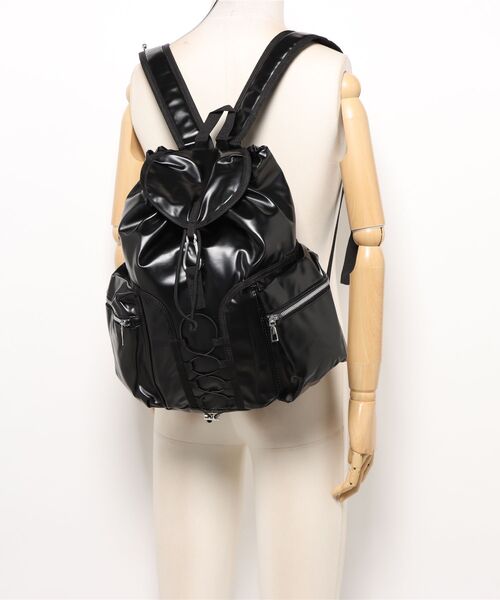 frunco（フランコ）の「【ZOZOTOWN限定】ドローストリングバッグパック/A4サイズ収納可能（バックパック/リュック・レディース・シルバー/ブラック・FREE）」の13枚目の写真