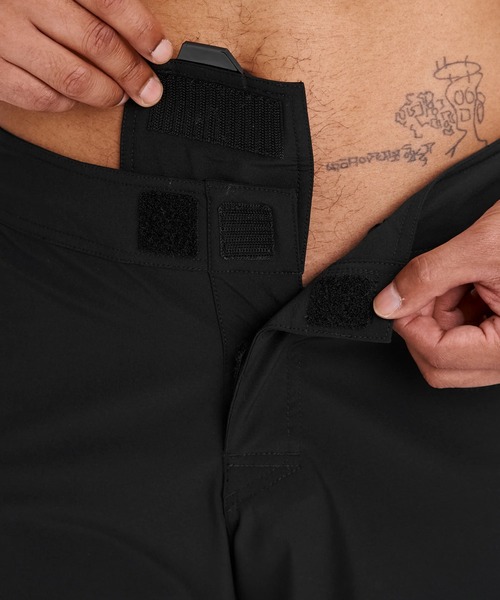 RVCA(ルーカ)の「RVCA SPORT メンズ VA SCRAPPERSHORTS ショートパンツ 【2026年春夏モデル】/ルーカナイロンショートパンツ(その他パンツ・メンズ・ブラック・X-LARGE/LARGE/MEDIUM/SMALL)」の6枚目の写真