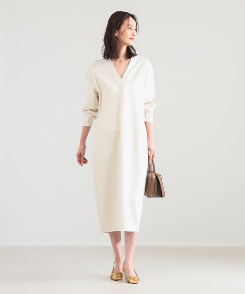 Demi-Luxe BEAMS（デミルクス ビームス）の「ポンチ Vネック ワンピース［手洗い可］（ワンピース・レディース・オフホワイト/ブラック・ONE SIZE）」の4枚目の写真
