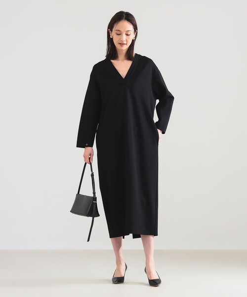 Demi-Luxe BEAMS（デミルクス ビームス）の「ポンチ Vネック ワンピース［手洗い可］（ワンピース・レディース・オフホワイト/ブラック・ONE SIZE）」の6枚目の写真
