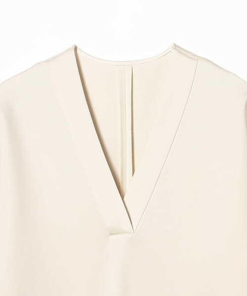 Demi-Luxe BEAMS（デミルクス ビームス）の「ポンチ Vネック ワンピース［手洗い可］（ワンピース・レディース・オフホワイト/ブラック・ONE SIZE）」の10枚目の写真